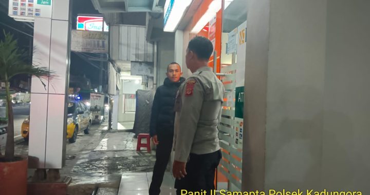 Panit Samapta Polsek Kadungora melaksanakan Patroli Dialogis Sampaikan Pesan-pesan Kamtibmas  Cegah terjadinya Gangguan Kamtibmas.