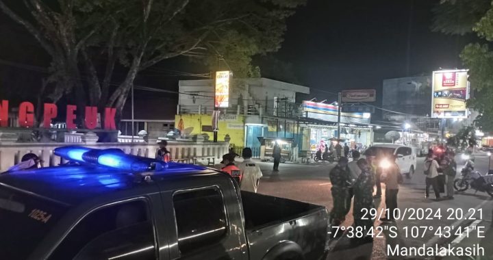 KRYD Malam Polsek Pameungpeuk Bersama Forkopimcam