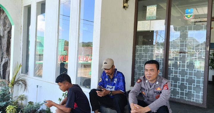 TINGKATKAN KEWASPADAAN KEPADA MASYARAKAT OLEH ANGGOTA POLSEK PAMULIHAN  DAN  LEWAT GIAT SAMBANG RW  POLSEK PAMULIHAN