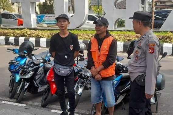 Panit Samapta Polsek Garut Kota Lakukan Himbauan Dan Pembinaan Terhadap Petugas Parkir