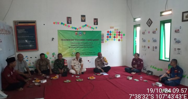 Polsek Pameungpeuk Gelar Cooling System Bersama Warga Segleng Ds. Paas