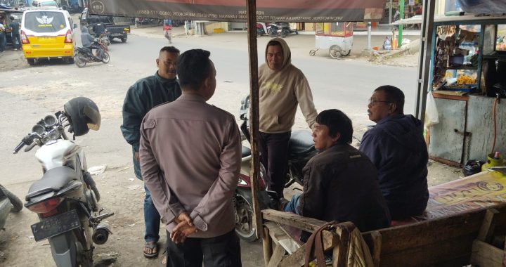 TINGKATKAN PEMAHAMAN DAN TUJUAN BAHAYANYA TENTANG TPPO KEPADA MASYARAKAT OLEH ANGGOTA POLSEK BAYONGBONG DAN POLSUBSEKTOR CIGEDUG