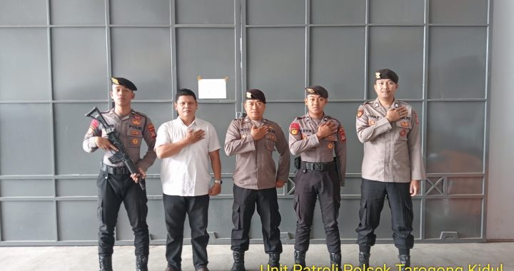 Personel Polsek Tarogong Kidul Melaksanakan Pengamanan Gudang Logistik KPU Kab. Garut