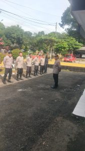 Kapolsek Cisompet dalam giat Apel pagi