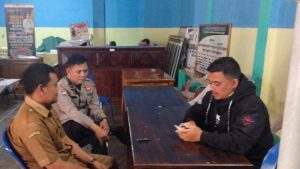 Sambang warga Polsek Cisompet 